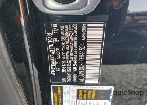 2019 Mercedes-Benz C 300 z USA, uszkodzony, nr VIN WDDWK8DB5KF844524